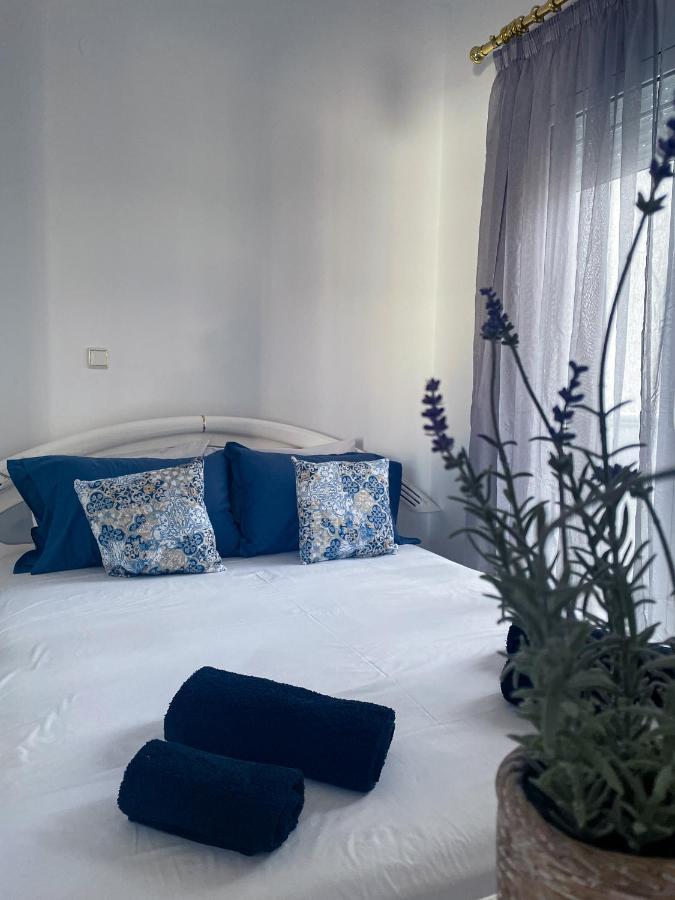 Coastline Apartment Néa Péramos Екстериор снимка
